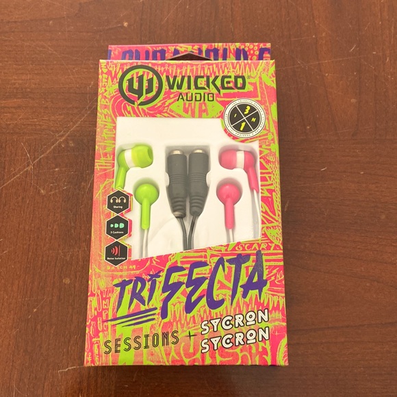 Wicked Audio Trifecta Headphones Bundle - Green/Pink - Picture 1 of 2